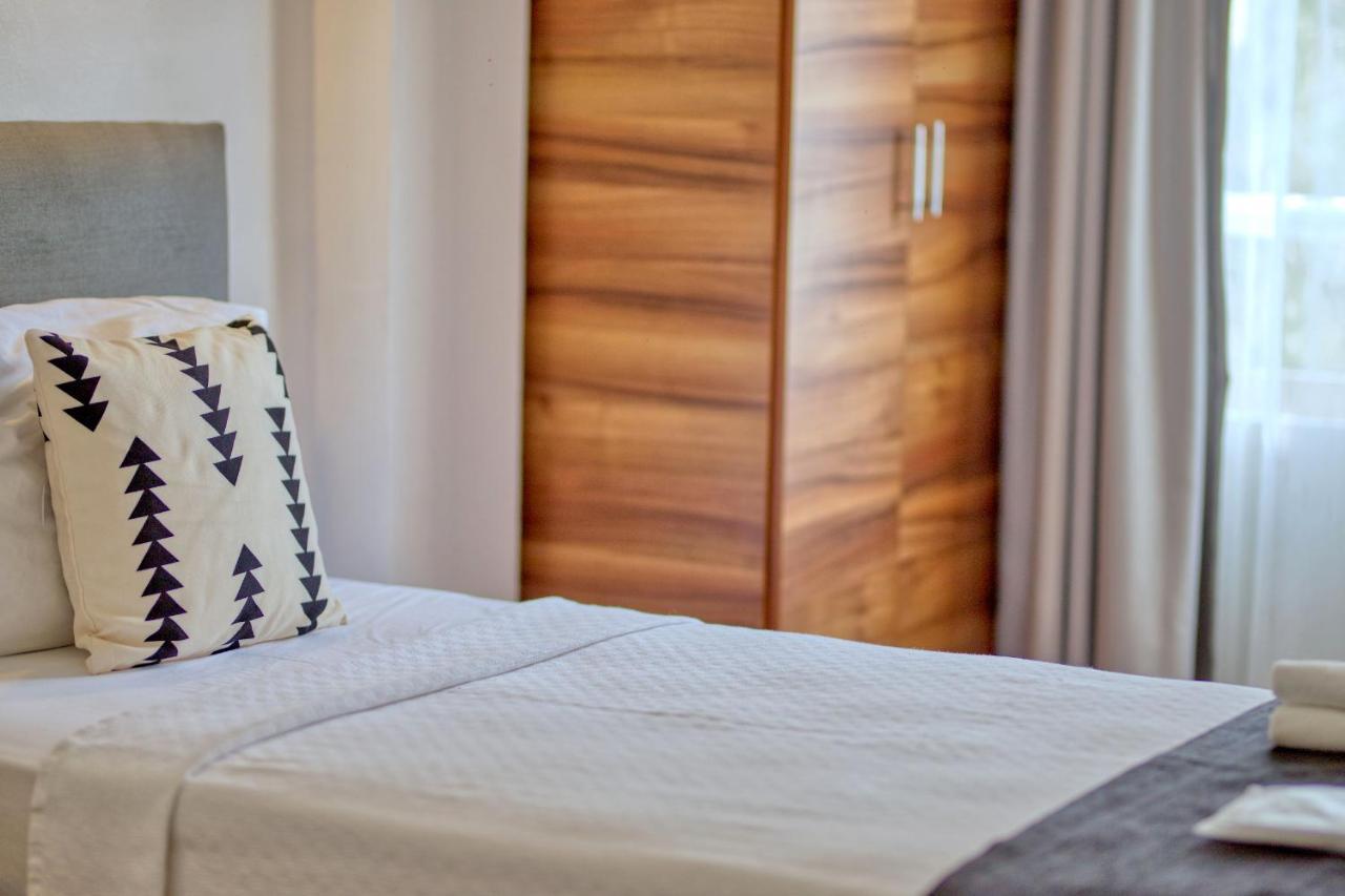 Camlik 87 Hotel Ayvalı エクステリア 写真