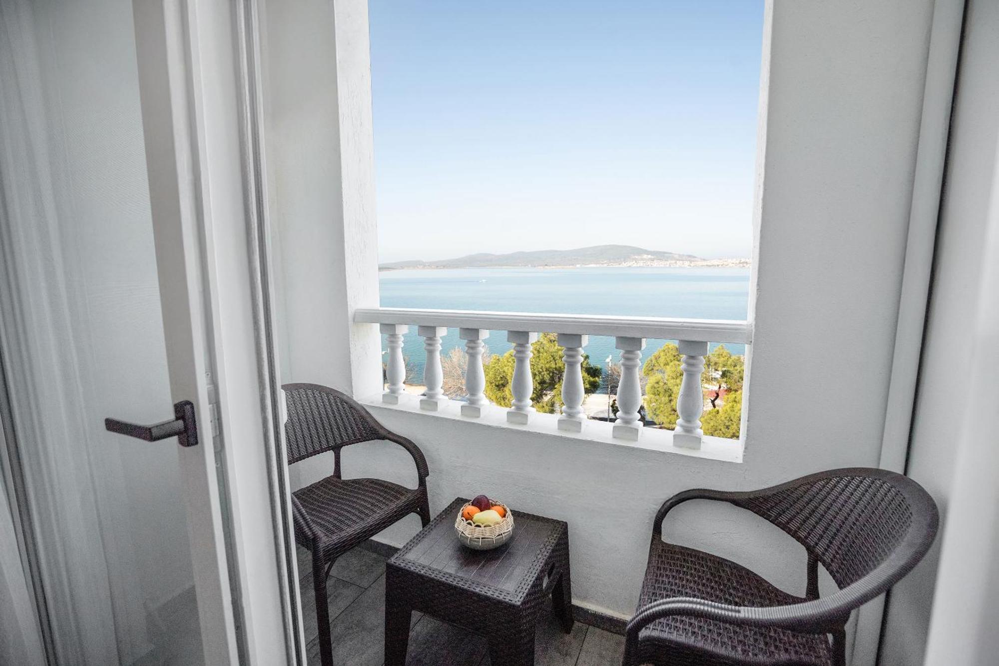 Camlik 87 Hotel Ayvalı エクステリア 写真